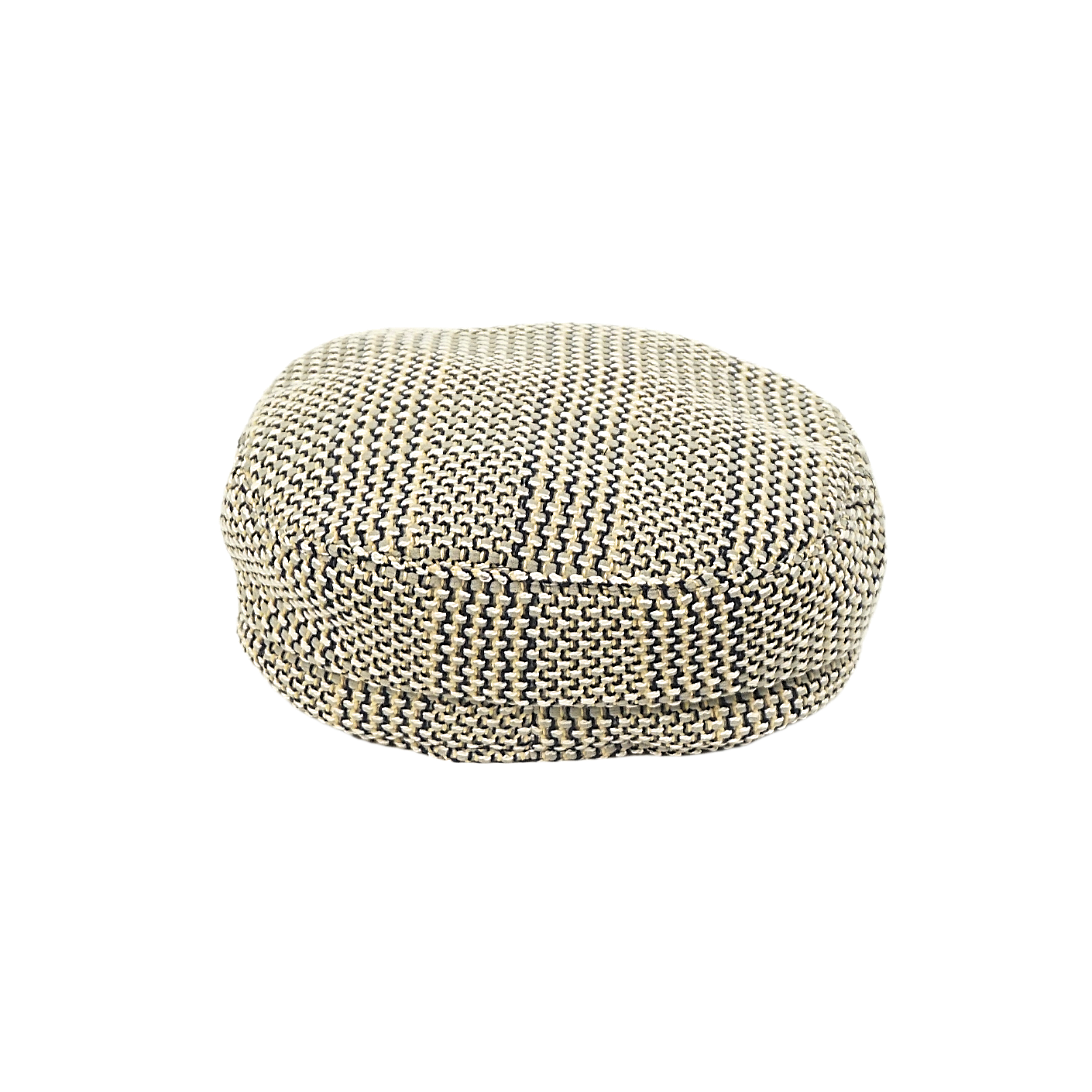 Cappello sailor hat del brand Accapofitto, con tessuto intrecciato sui toni del beige e del blu, targhetta dorata con logo, visione retro