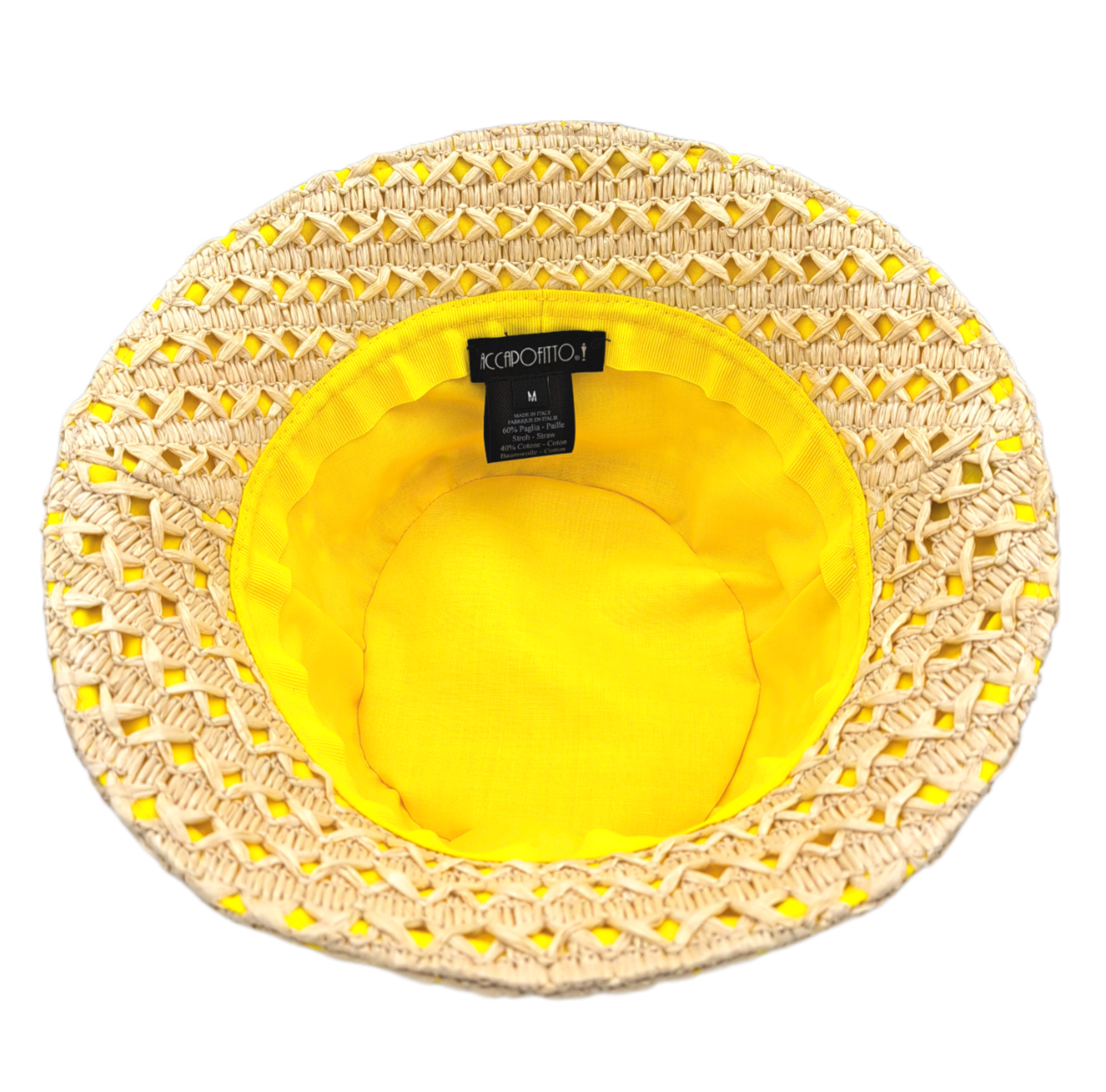 Cappello cloche collezione GoldenHay del brand Accapofitto in rafia di viscosa intrecciata con rivestimento interno di cotone giallo, visione dell'interno