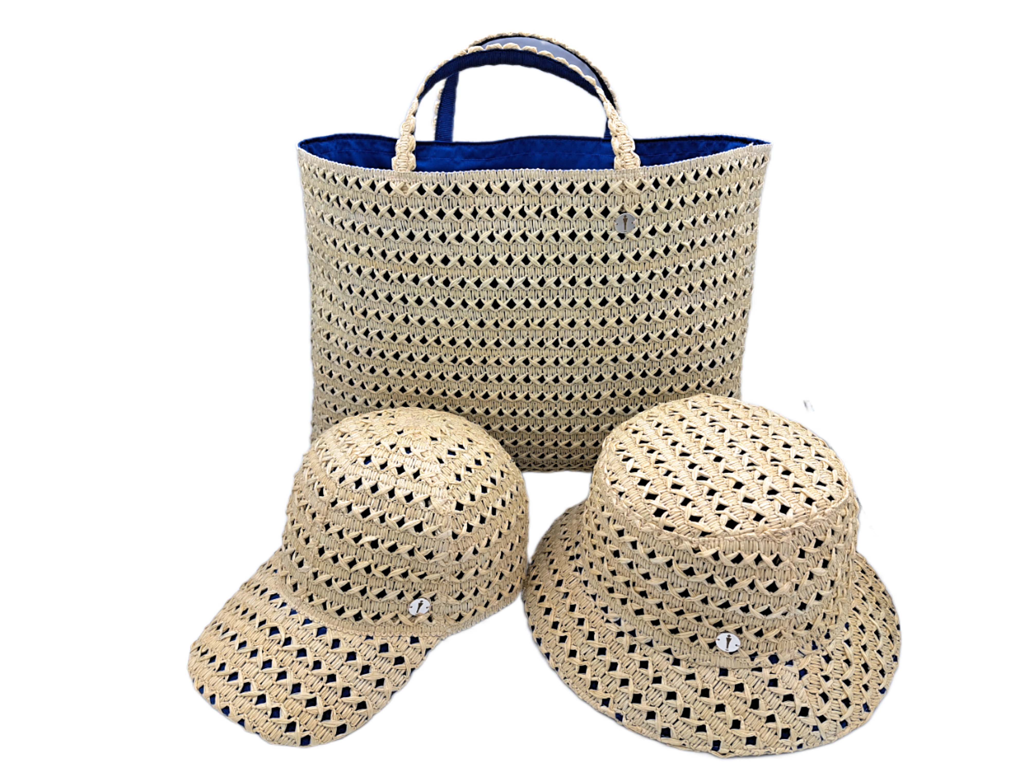 Visione d'insieme della collezione GoldenHay variante blue del brand Accapofitto. Borsa, cappello baseball e cappello cloche.