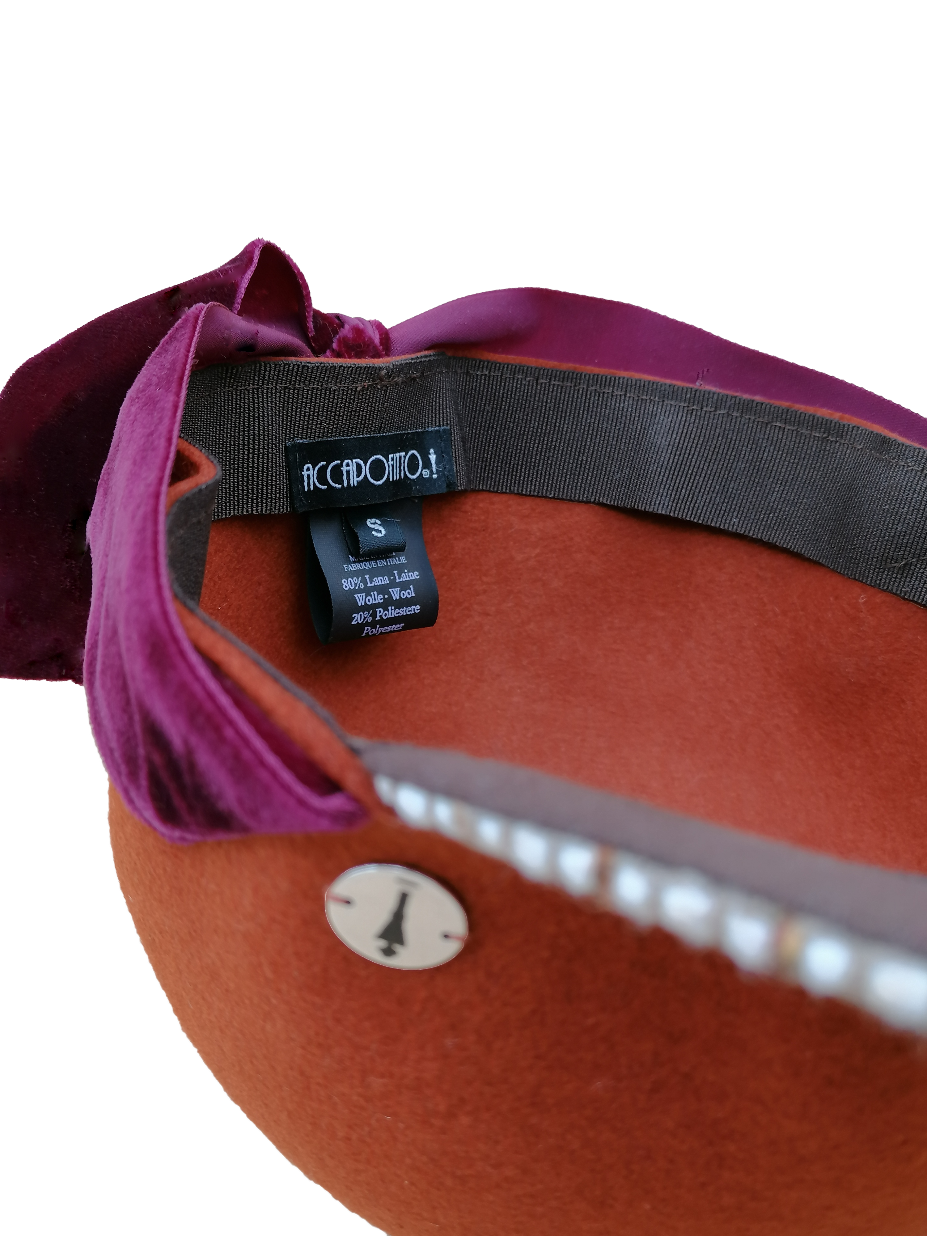 cappello donna modello baseball feltro arancione, tesa tessuto di lana fantasia, nastro velluto viola , interno