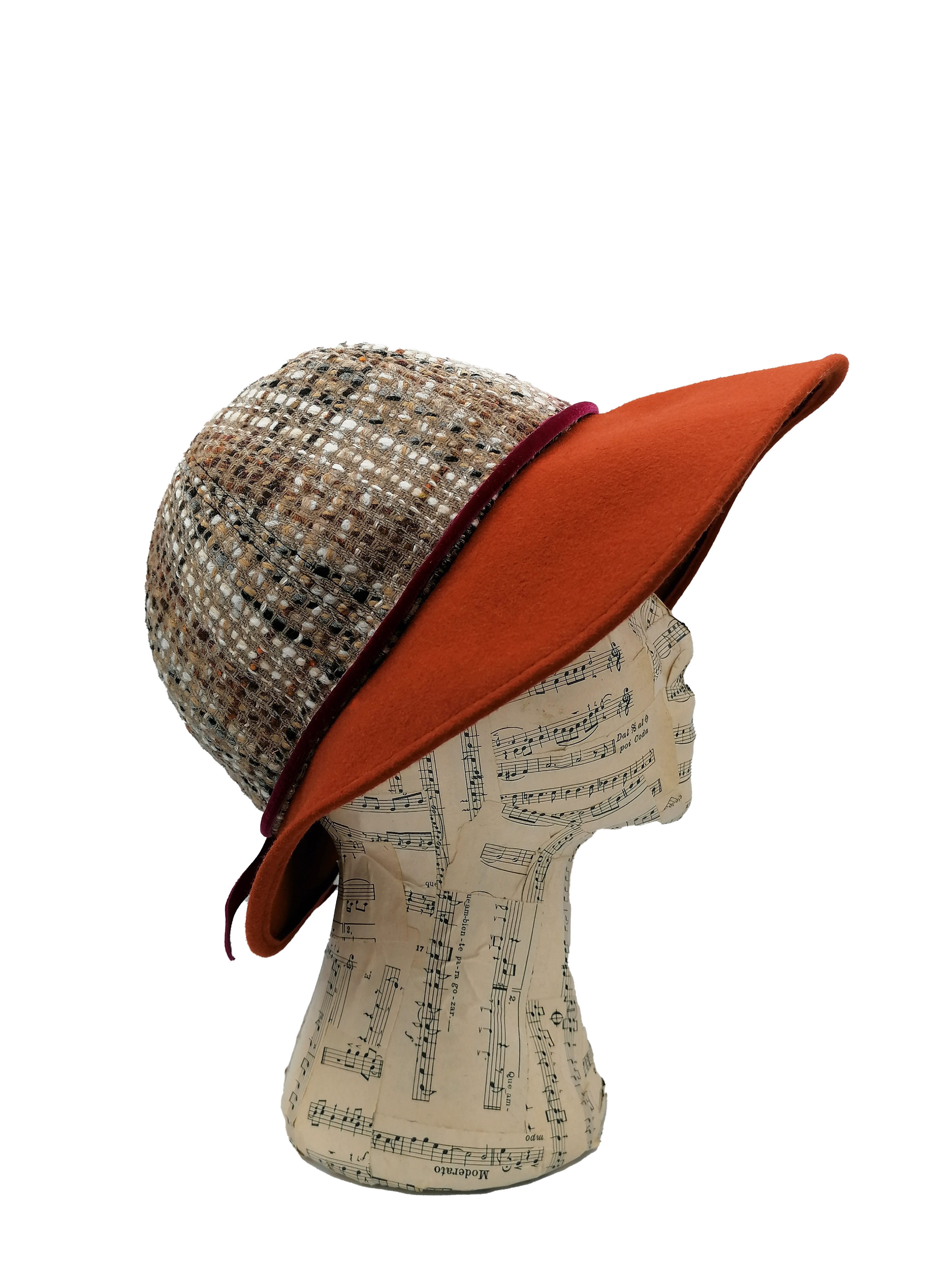 Cappello a cloche donna, tesa in feltro arancione, capino in tessuto di lana fantasia e nastro di velluto viola, lato destro