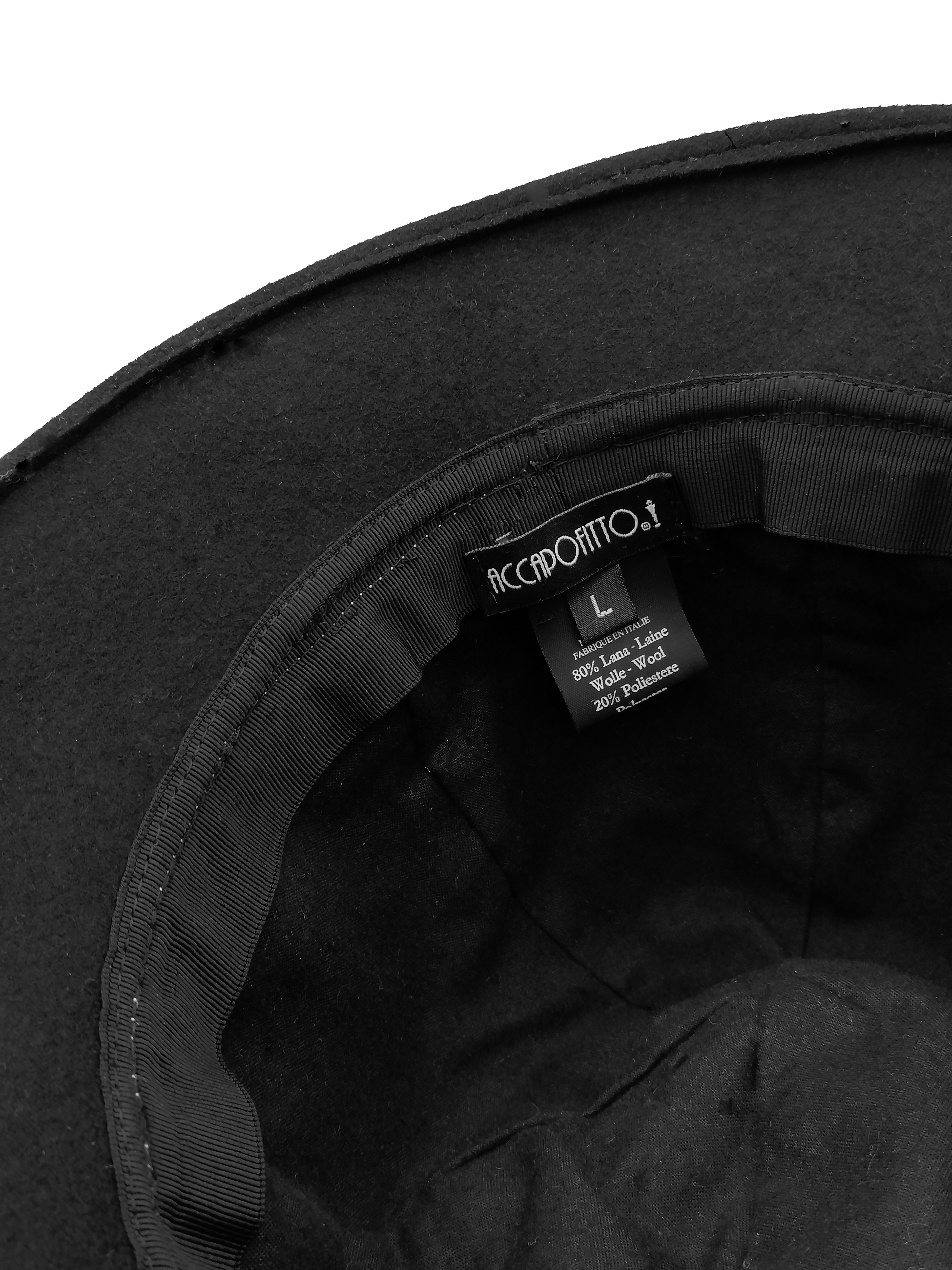 cappello donna modello cloche, tessuto lana fantasia, tesa feltro nero, nastro velluto bianco, interno