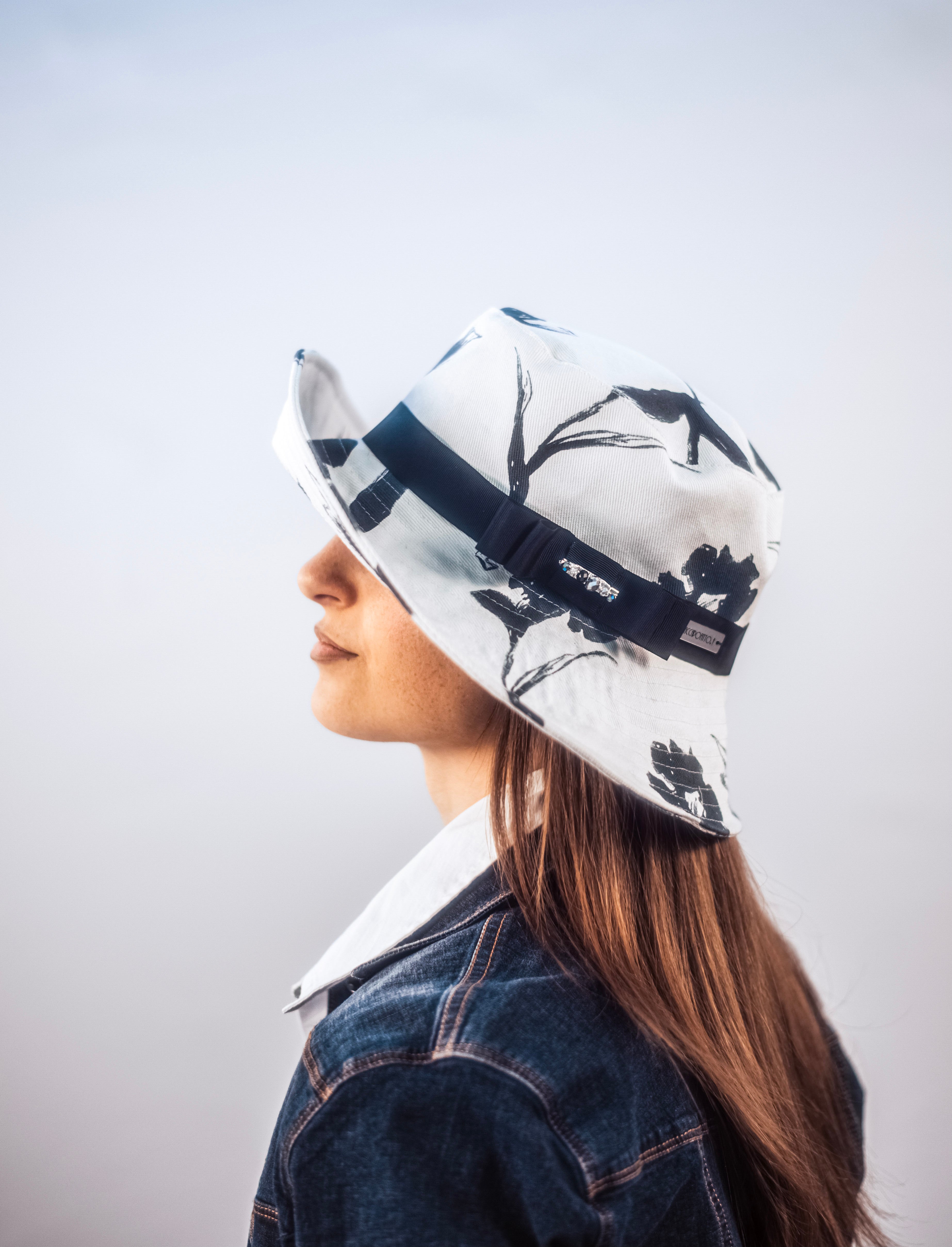 Emma - cloche variante Lilly Blue