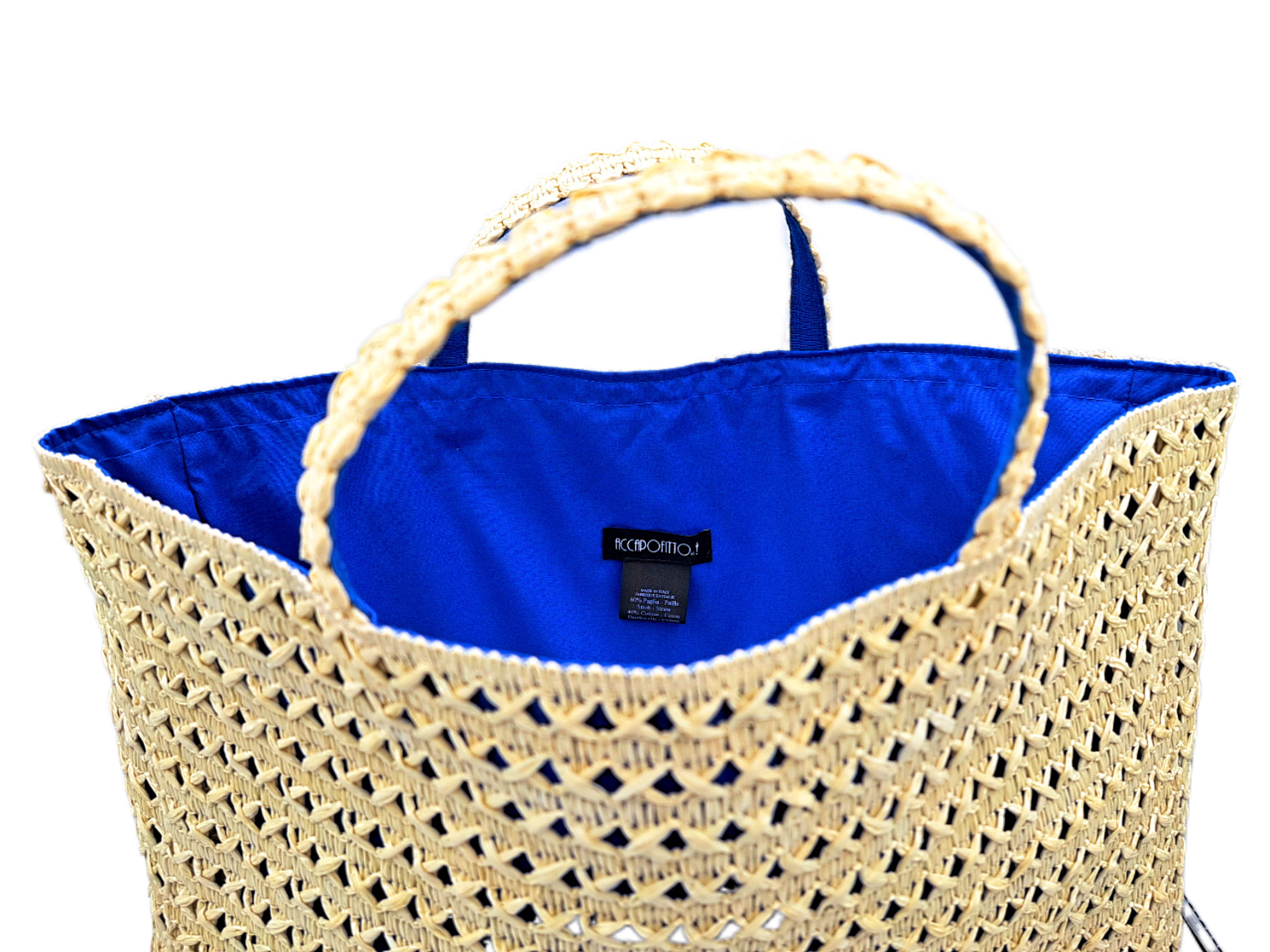 borsa in rafia di viscosa con lavorazione a intreccio del brand Accapofitto, collezione GoldenHay, rivestita internamente con tessuto di cotone giallo. Visione dell'interno.