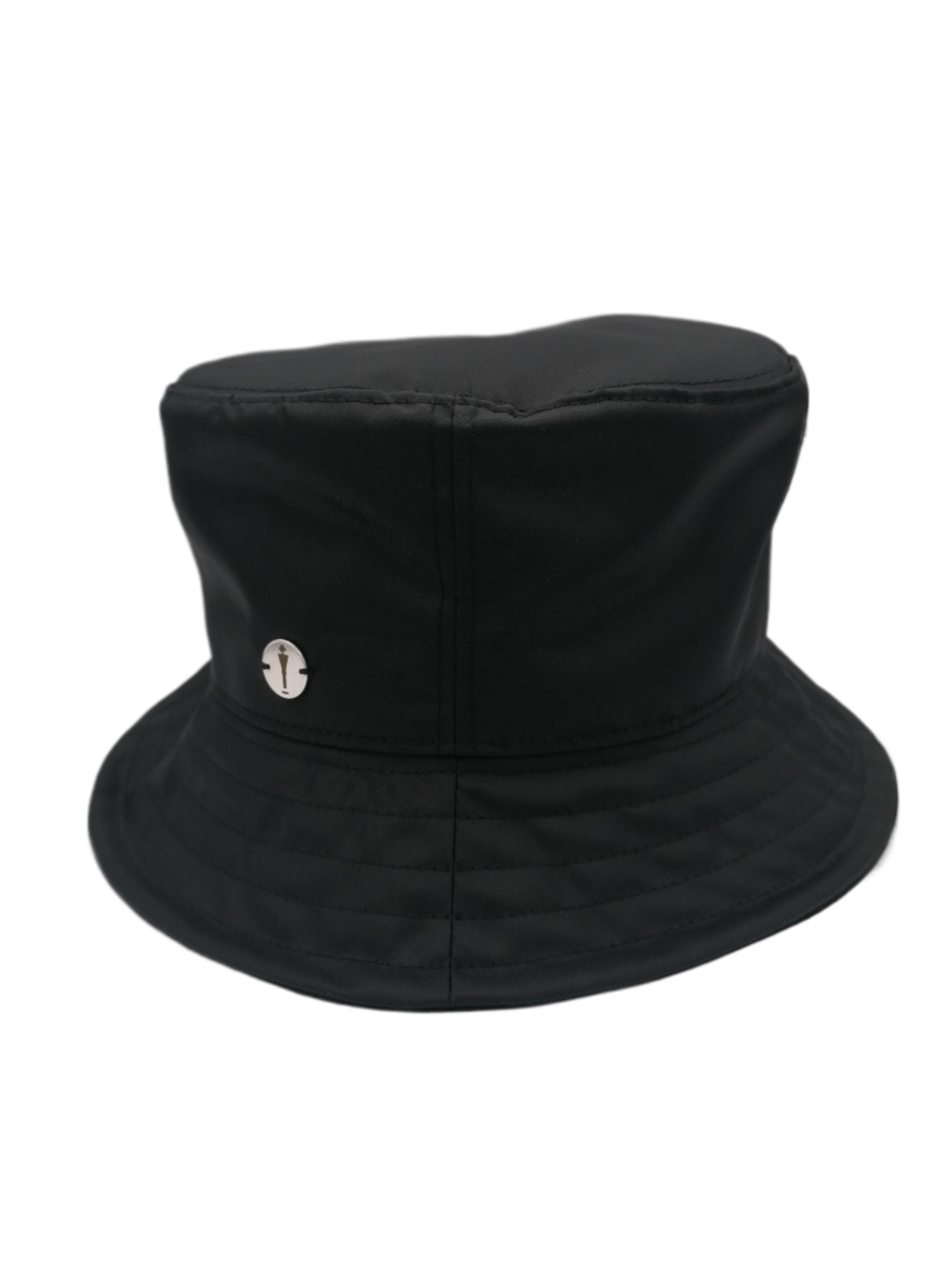 Cappello nero antipioggia ripiegabile del brand Accapofitto