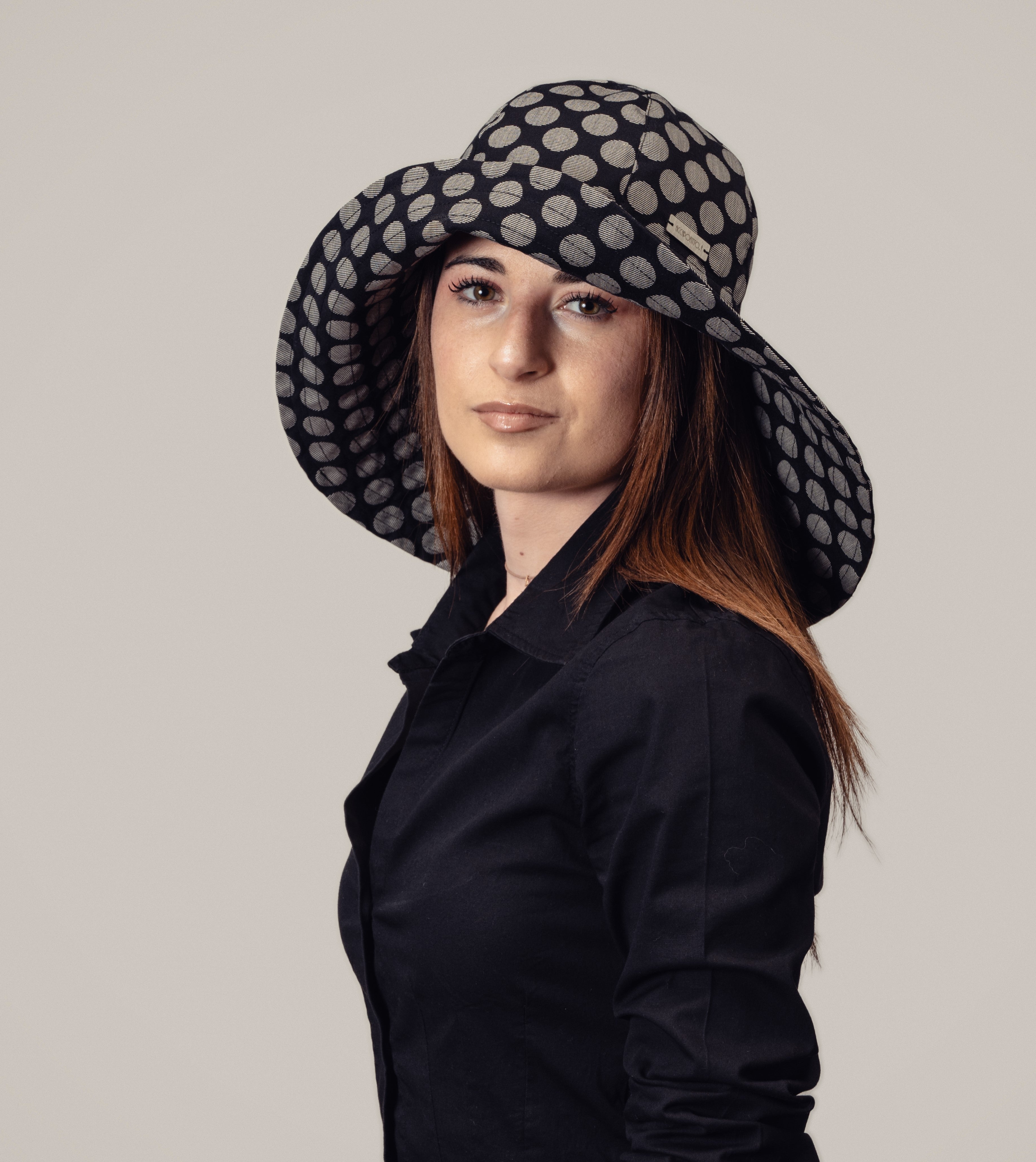 Nuala - cloche variante black