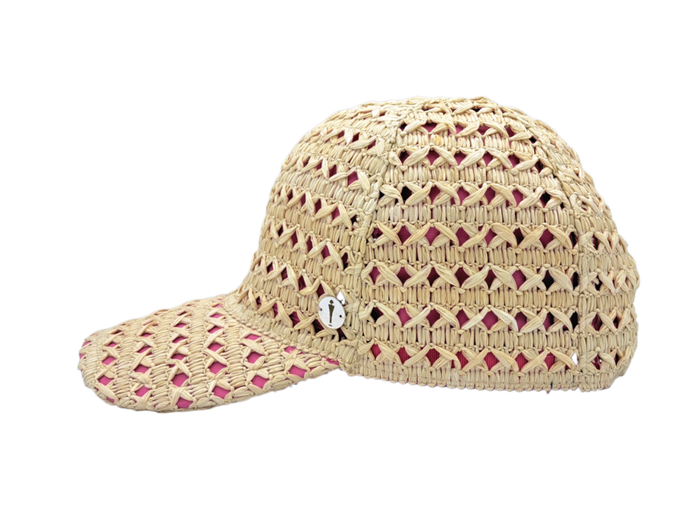 Cappello baseball collezione GoldenHay del brand Accapofitto in rafia di viscosa intrecciata con rivestimento interno di cotone rosa, visione laterale