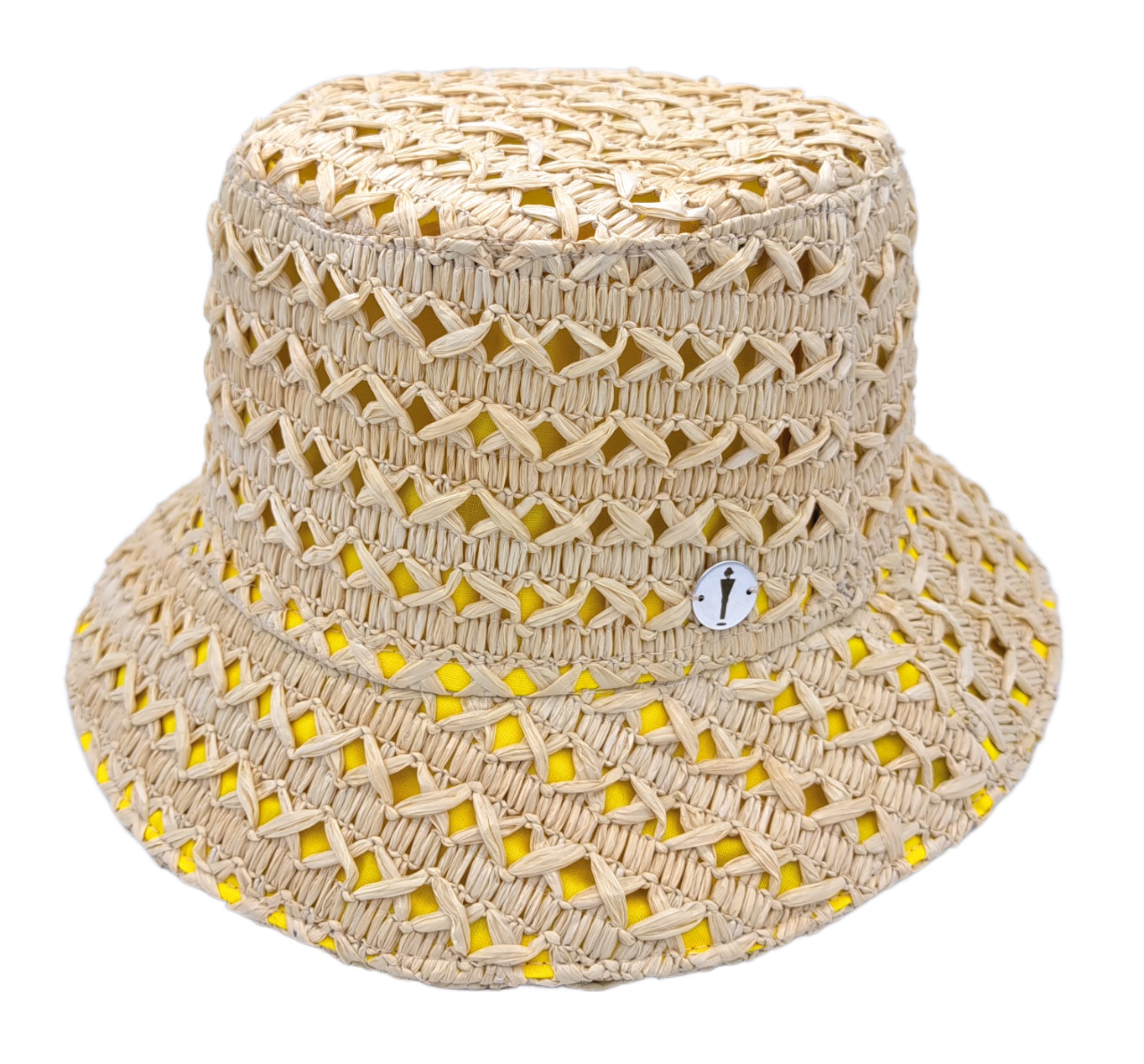 Cappello cloche collezione GoldenHay del brand Accapofitto in rafia di viscosa intrecciata con rivestimento interno di cotone giallo, visione frontale