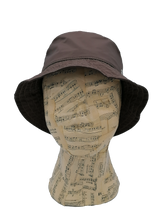 Carica l&#39;immagine nel visualizzatore di Gallery, cappello alla pescatora donna, bucket hat, marrone castoro, impermeabile e ripiegabile, fronte
